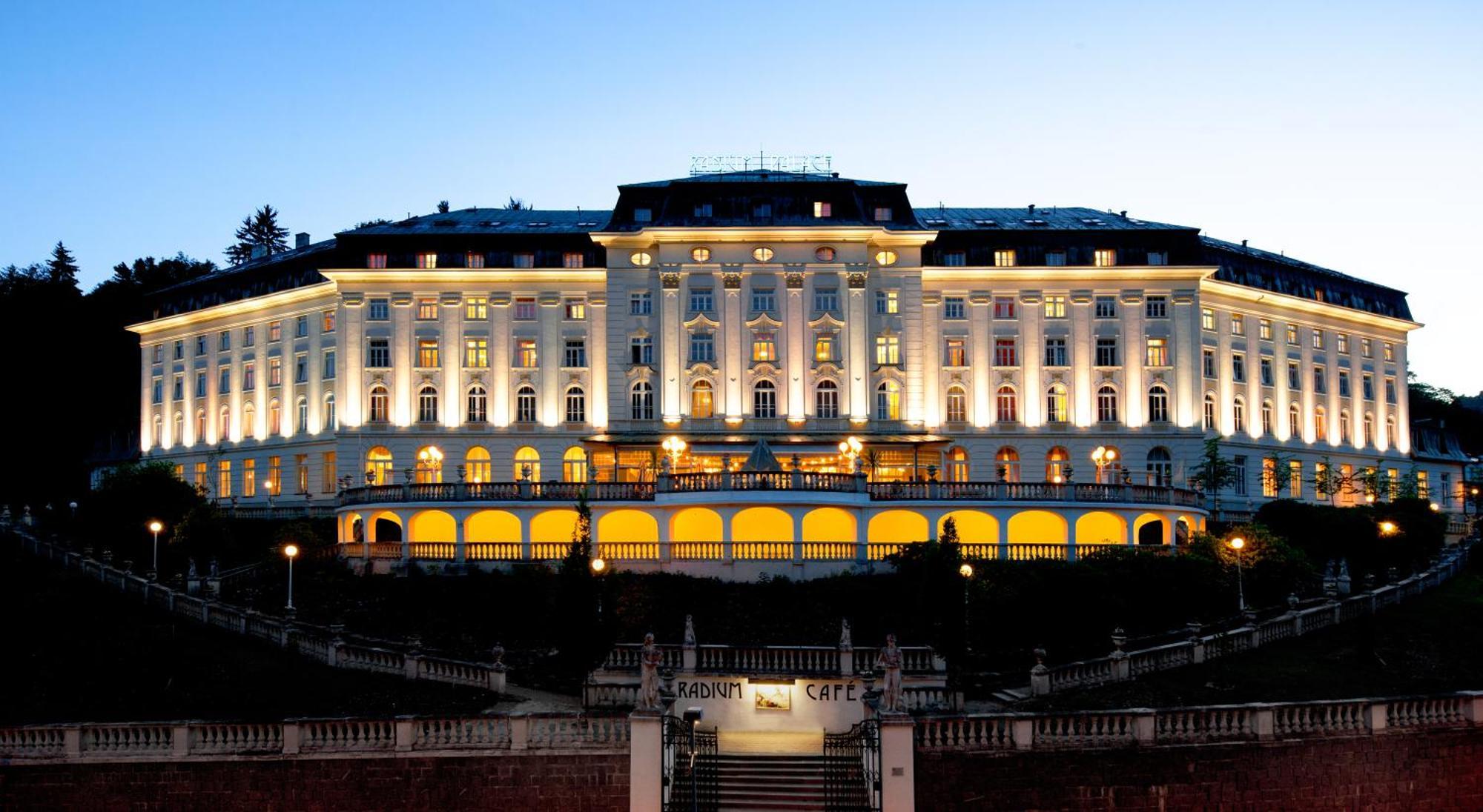 Hotel Radium Palace Jáchymov Dış mekan fotoğraf